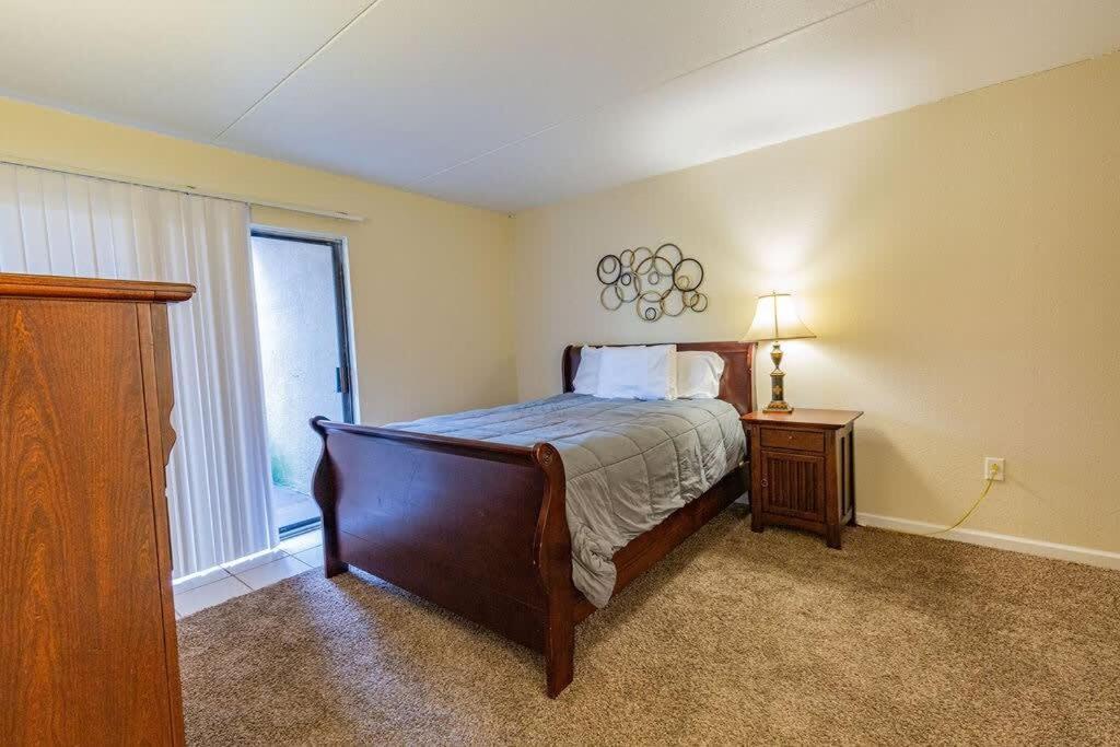 שאטאנוגה 2-Bed, 1-Bath Apartment Near I-24, Great Location מראה חיצוני תמונה