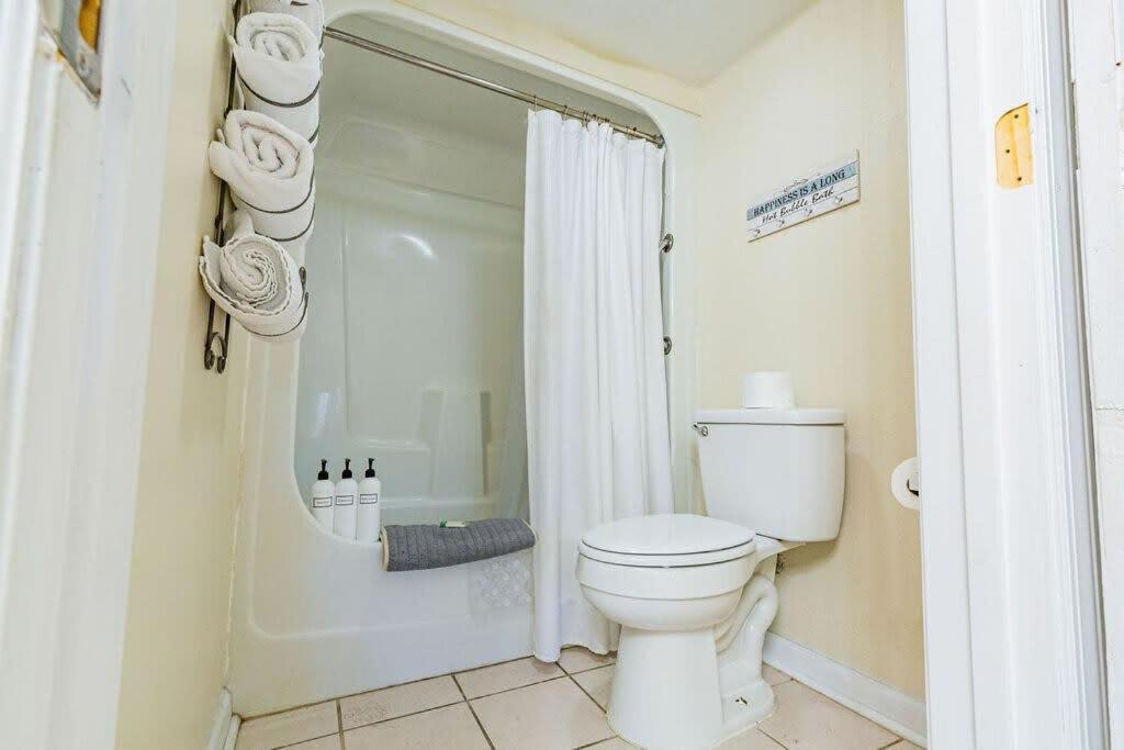 שאטאנוגה 2-Bed, 1-Bath Apartment Near I-24, Great Location מראה חיצוני תמונה