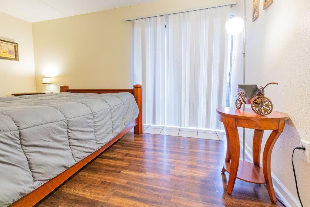 שאטאנוגה 2-Bed, 1-Bath Apartment Near I-24, Great Location מראה חיצוני תמונה
